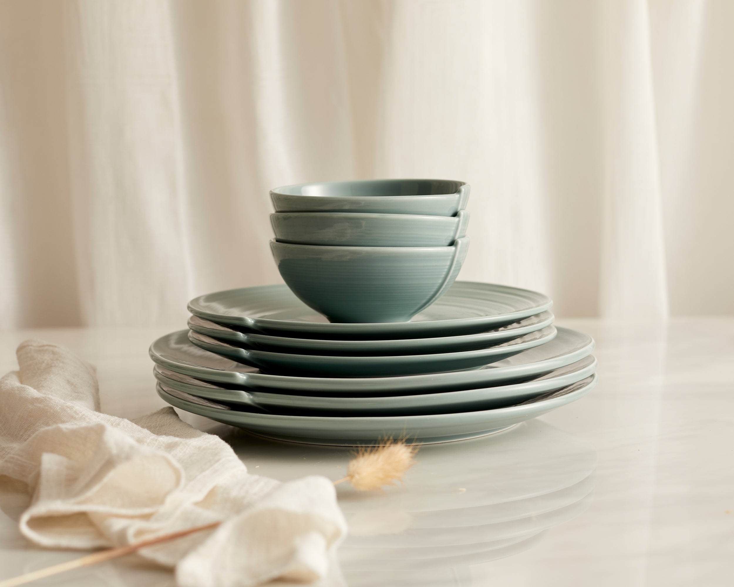 Maeve Porcelain Round Starter Plate Green